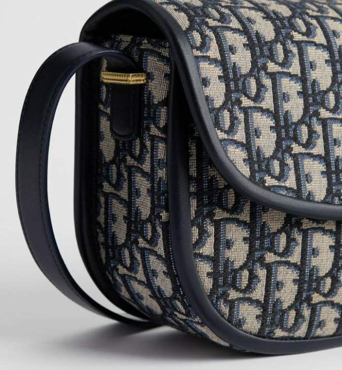 Picture of Dior Handbags _SKUfw242188331fw